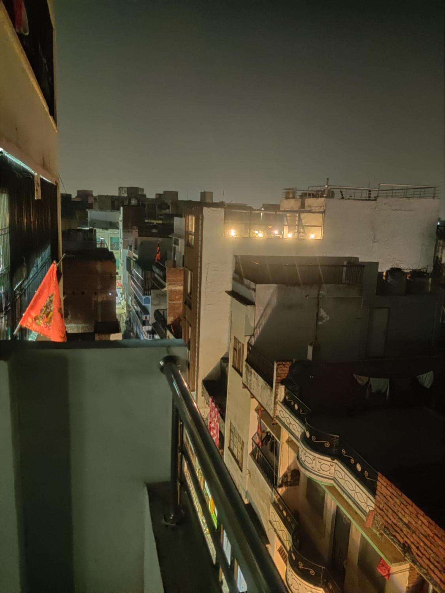 Madhuri Guest House Benares Buitenkant foto